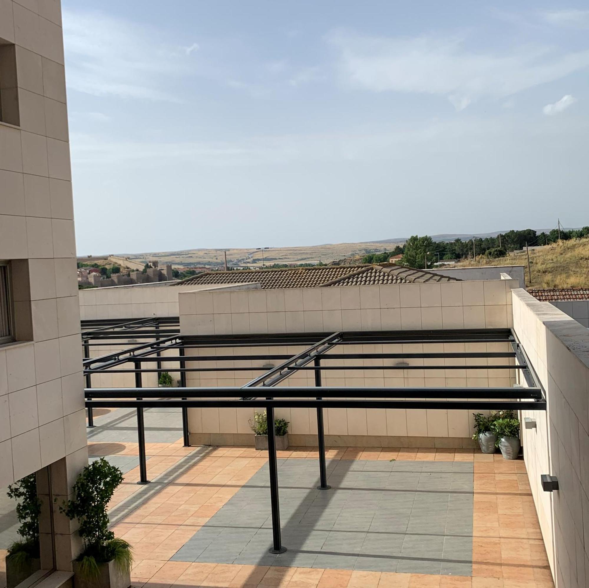 Hotel Sercotel Cuatro Postes Avila Exterior photo